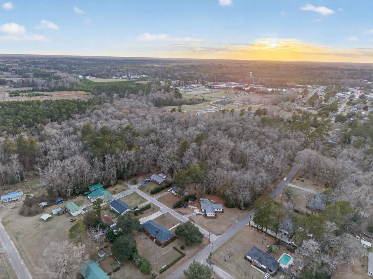 200 Oliver St.  Photo 47