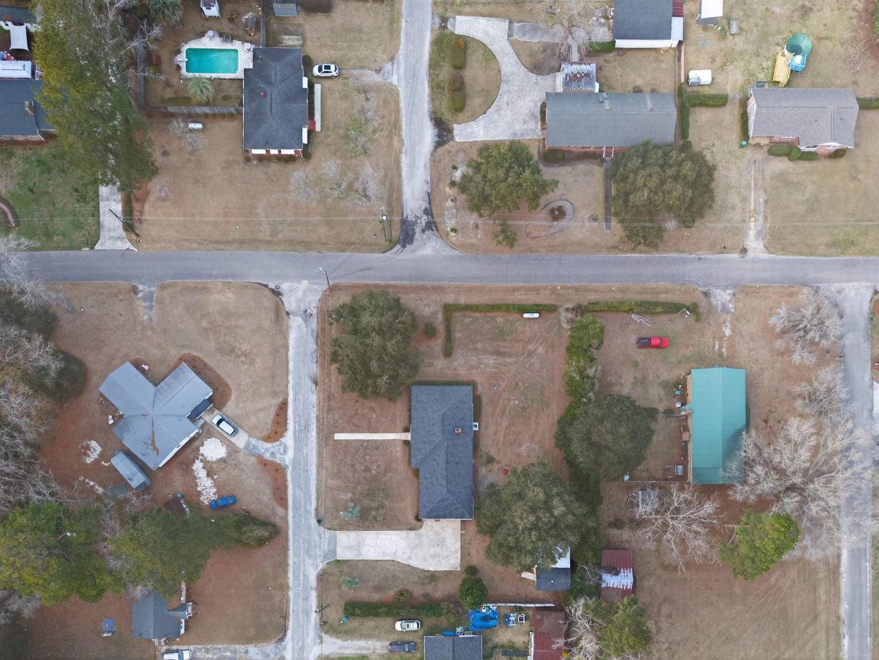 200 Oliver St.  Photo 48