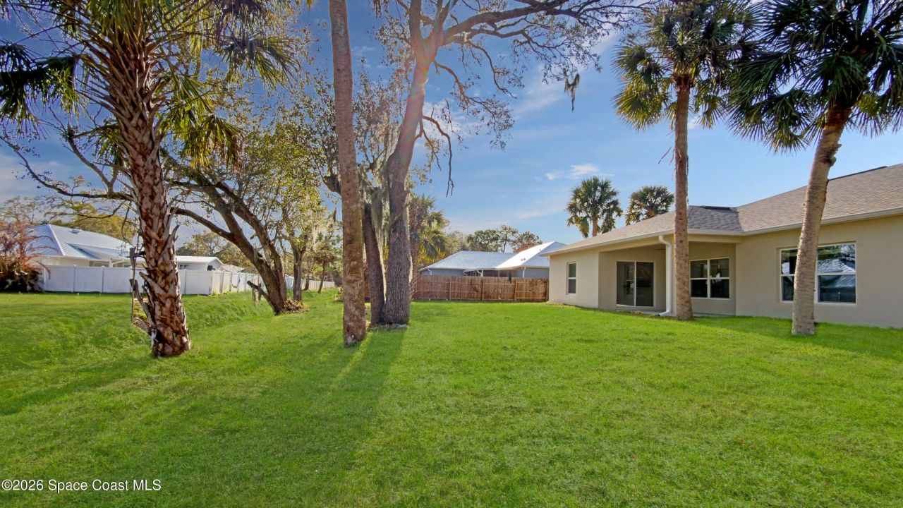 594 Bayharbor Terrace, Sebastian, FL 32958 Photo