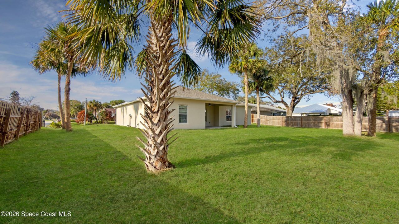 594 Bayharbor Terrace, Sebastian, FL 32958 Photo