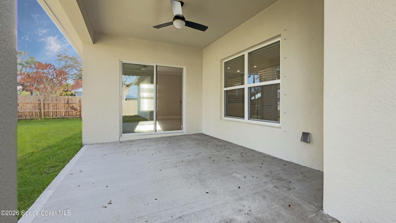 594 Bayharbor Terrace, Sebastian, FL 32958 Photo