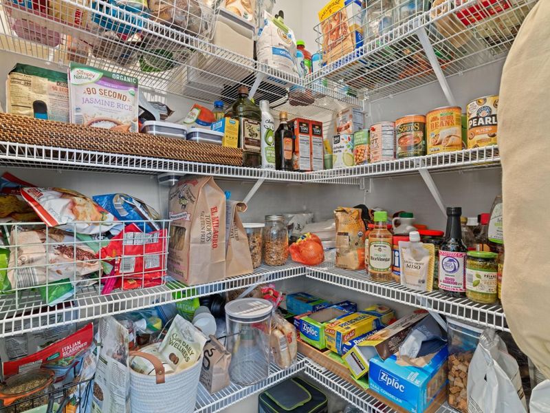 381 Rochdale Run, Delaware, OH 43015 Photo 14