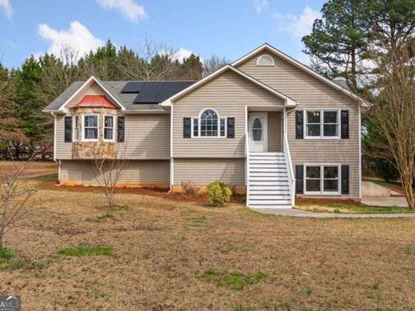 25 S Oaks Drive SE, Cartersville, GA 30121