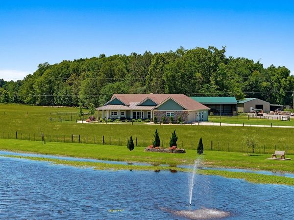 285 Harmony Ln , Smithville, TN 37166