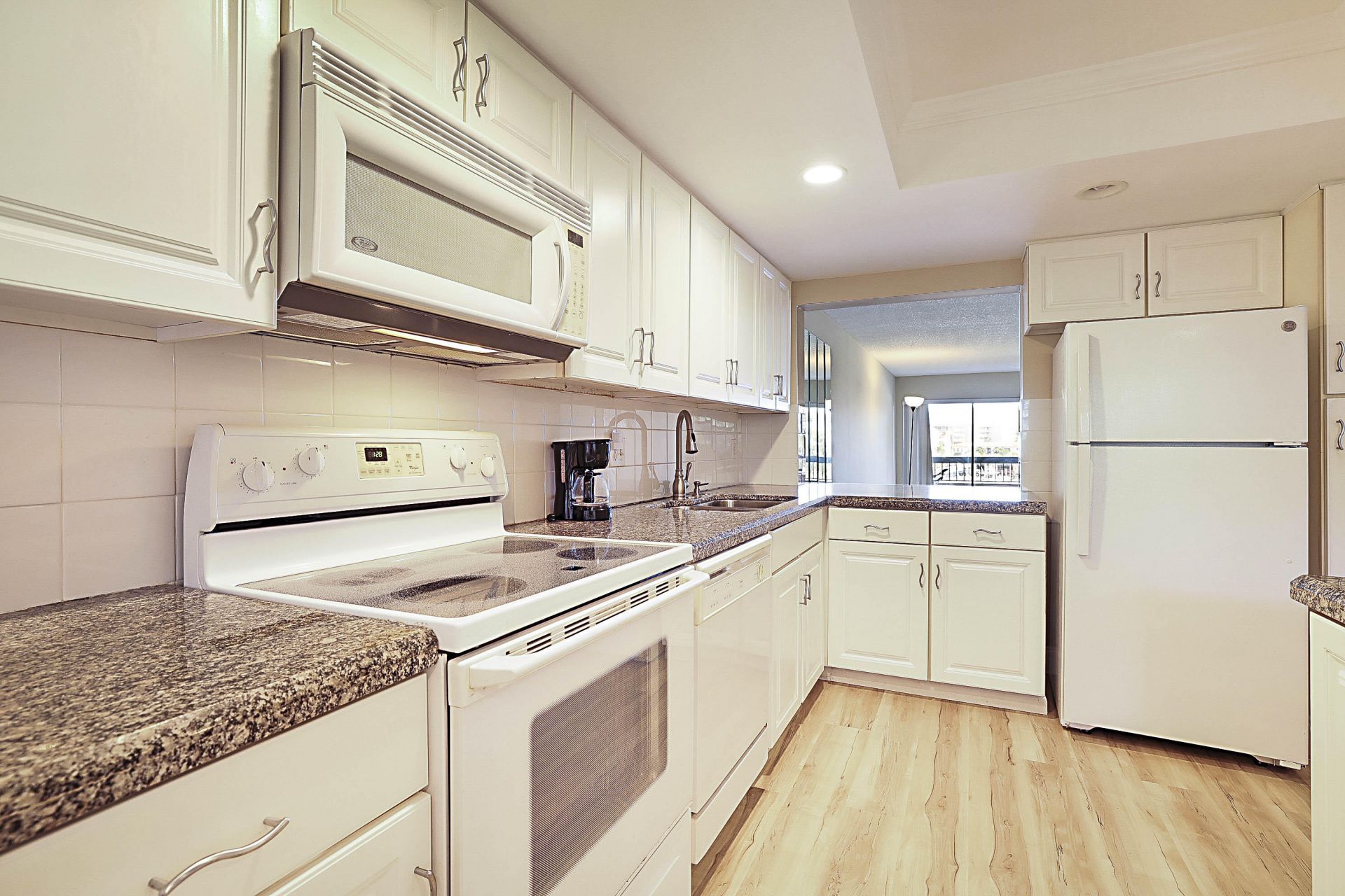 1036 Us Highway 1, Unit 216, North Palm Beach, FL 33408 Photo