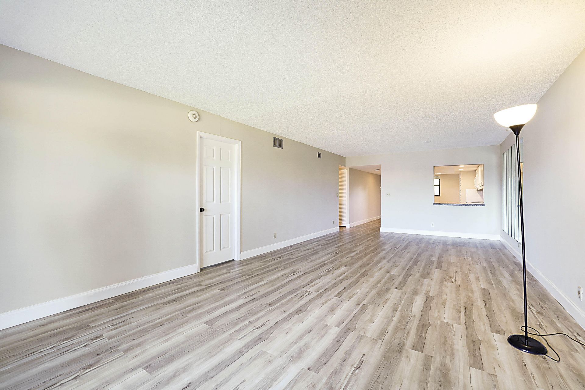 1036 Us Highway 1, Unit 216, North Palm Beach, FL 33408 Photo