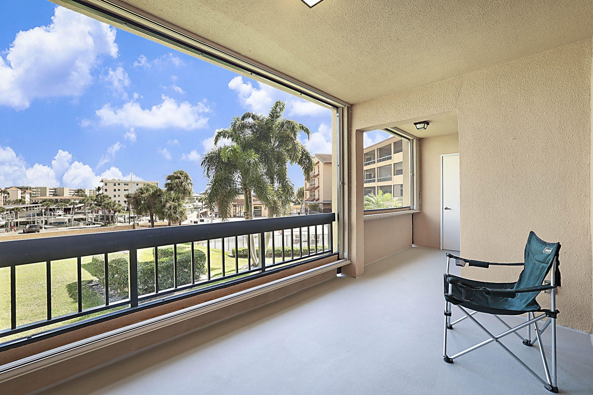 1036 Us Highway 1, Unit 216, North Palm Beach, FL 33408 Photo