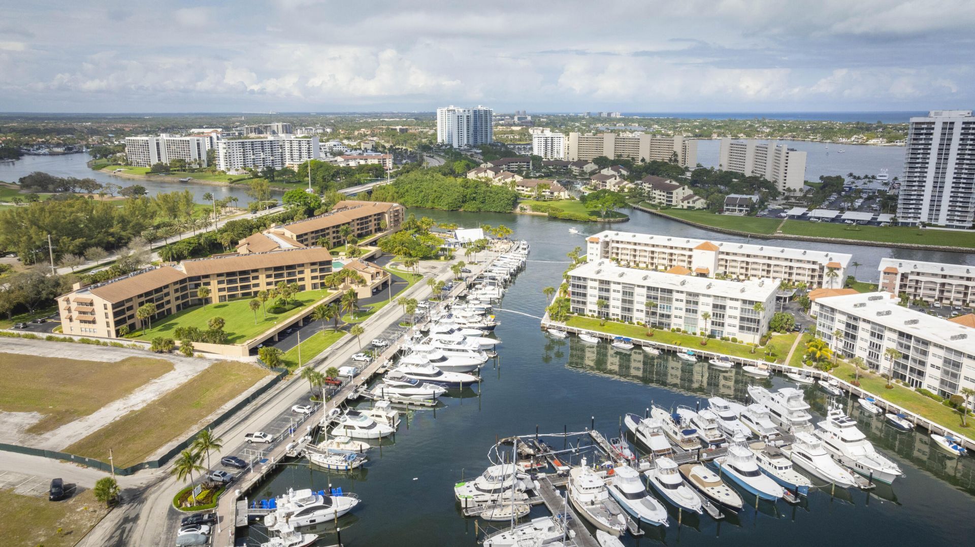 1036 Us Highway 1, Unit 216, North Palm Beach, FL 33408 Photo