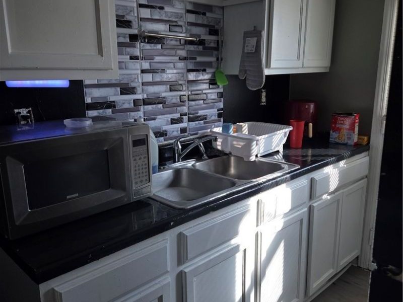 21670 Crystal Avenue, Euclid, OH 44123 Photo 3