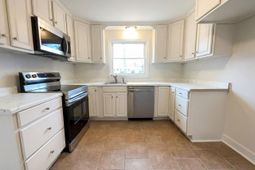 703 Savage Street  photo 4