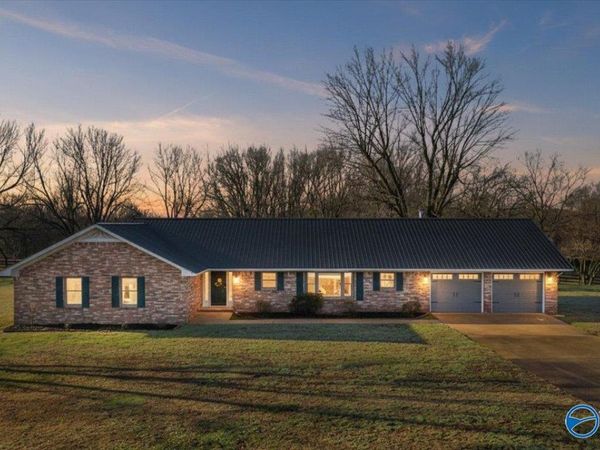 465 Byron Moman Road, Albertville, AL 35950