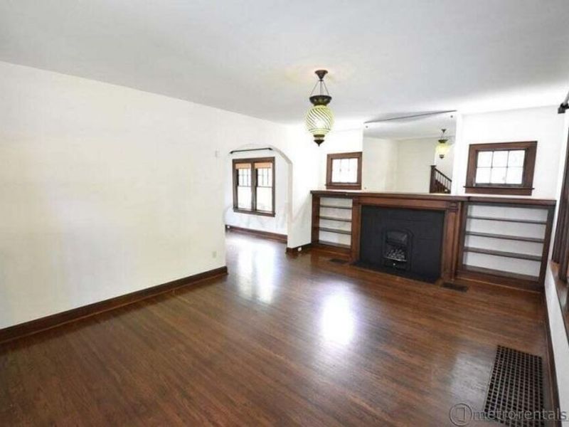 445 Oakland Park Avenue , Columbus, OH 43214 Photo 4