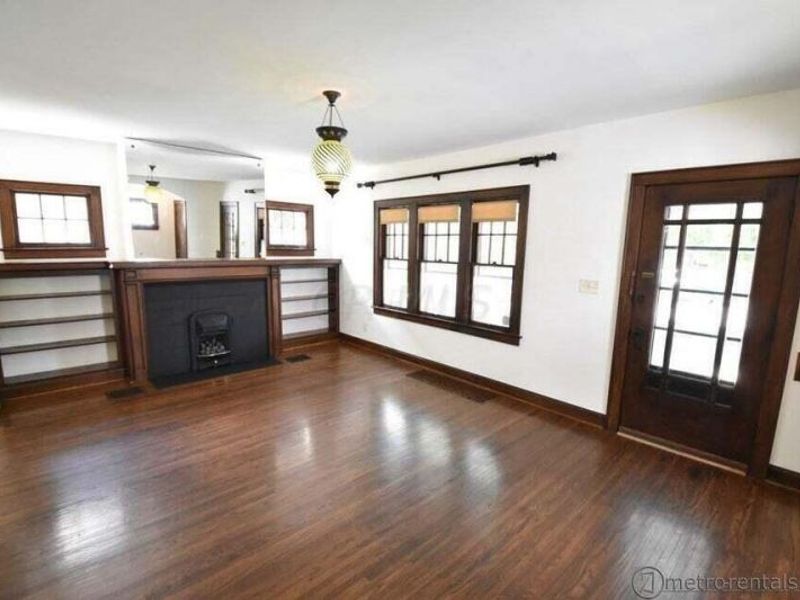 445 Oakland Park Avenue , Columbus, OH 43214 Photo 5