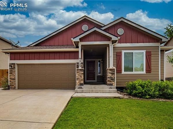 9223 Waters Edge Drive, Fountain, CO 80817
