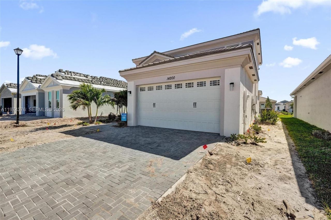 14200 Foothill Falls Way , Westlake, FL 33470 Photo