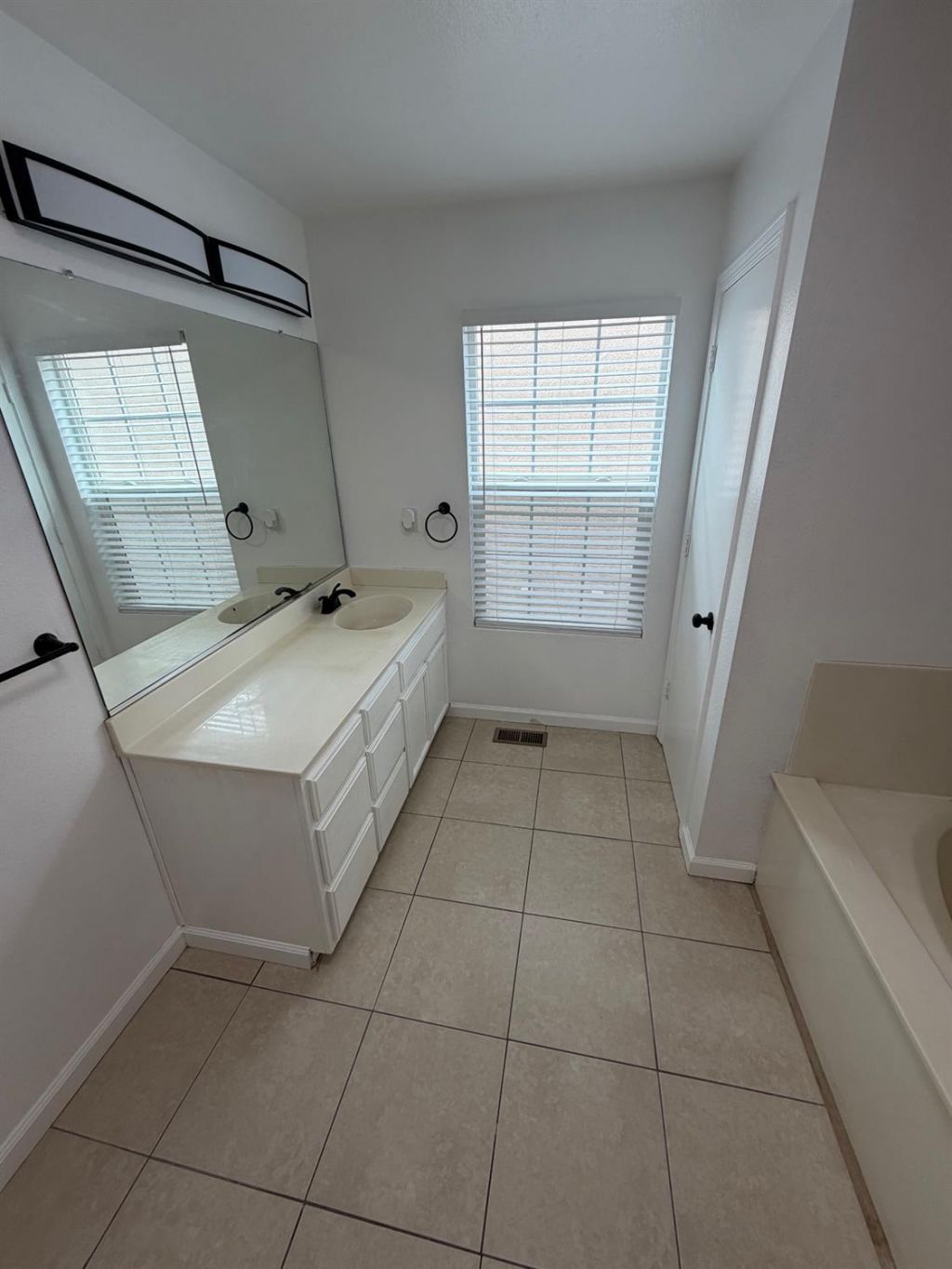 1281 Sunup Dr, Merced, CA 95348 Photo