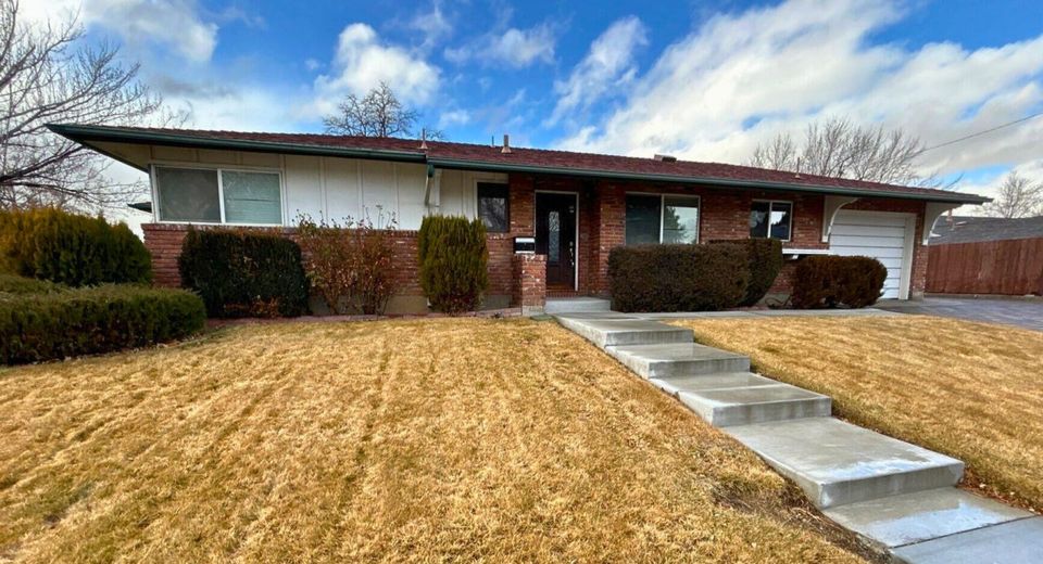 1010 Tyler Way, Sparks, NV 89431 Photo