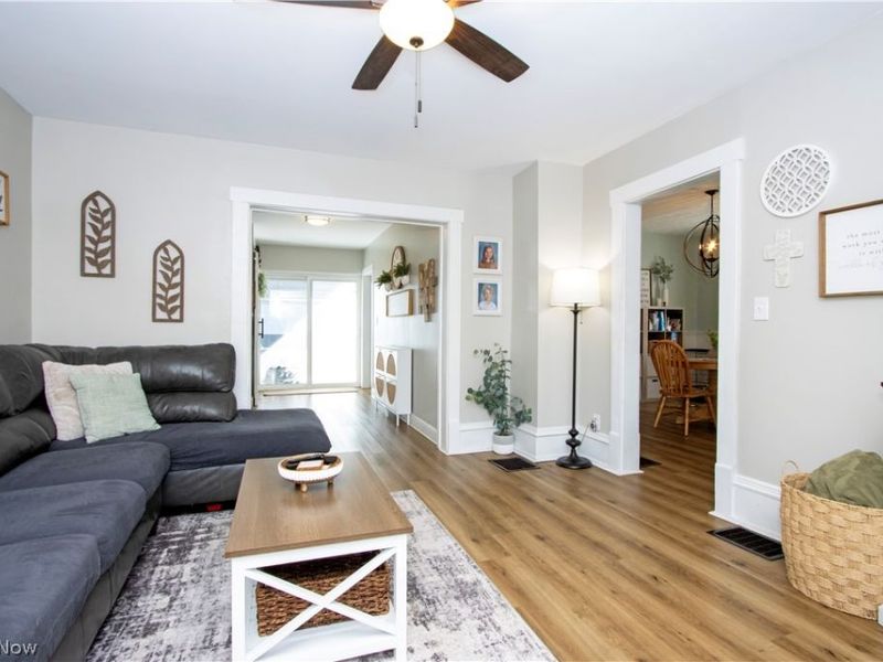 334 N Wood Street , Loudonville, OH 44842 Photo 13