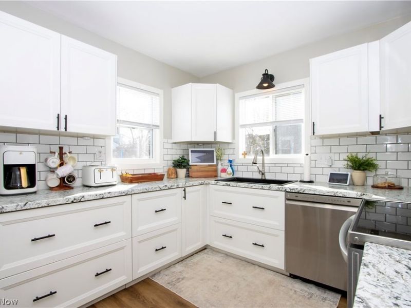 334 N Wood Street , Loudonville, OH 44842 Photo 4