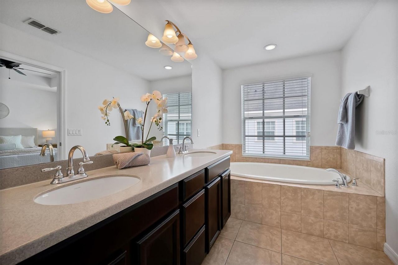 2018 Brink Alley, Orlando, FL 32814 Photo