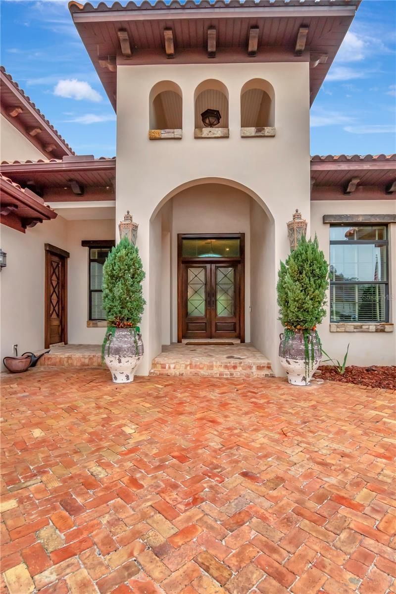 4109 Preserve Forest Drive, Tampa, FL 33618 Photo