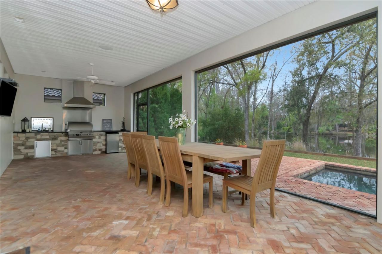 4109 Preserve Forest Drive, Tampa, FL 33618 Photo