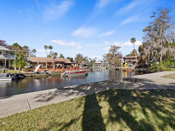 7255 TROPICAL DRIVE , WEEKI WACHEE, FL 34607