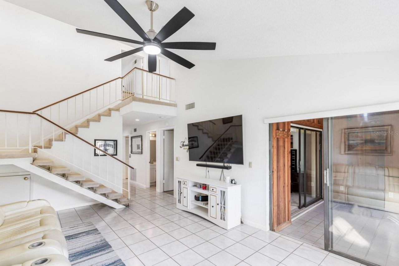 452 Meadowood Boulevard , Fern Park, FL 32730 Photo