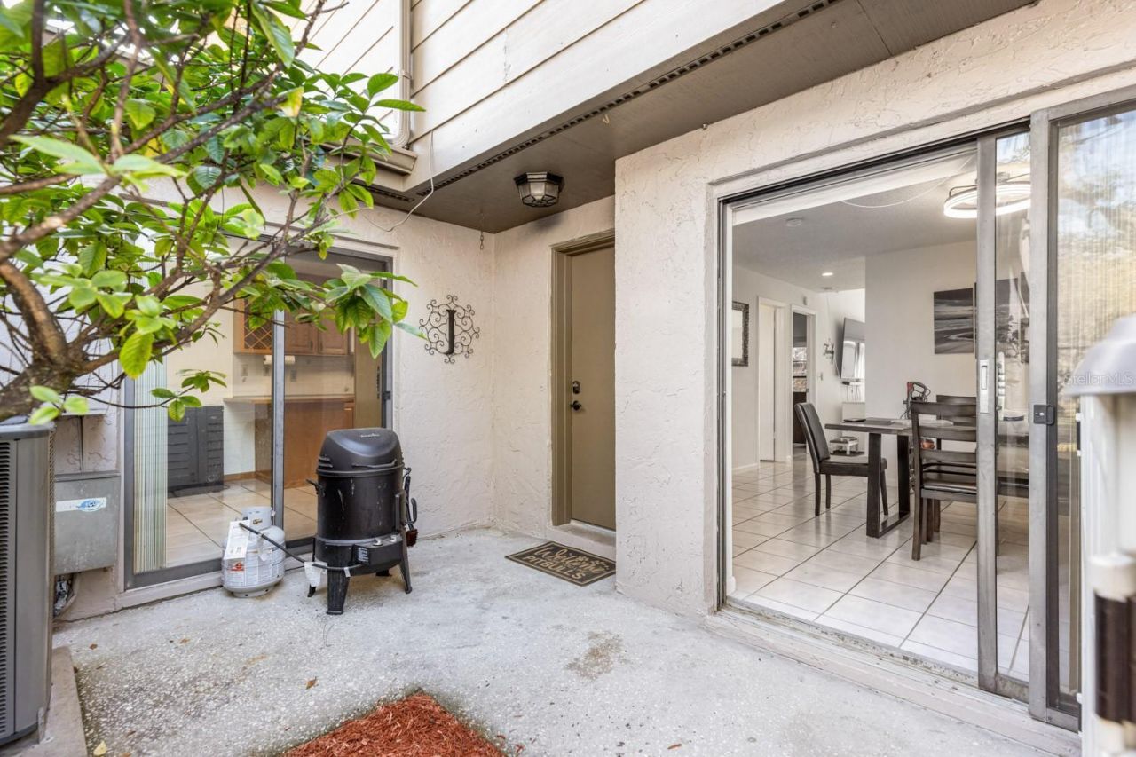 452 Meadowood Boulevard , Fern Park, FL 32730 Photo