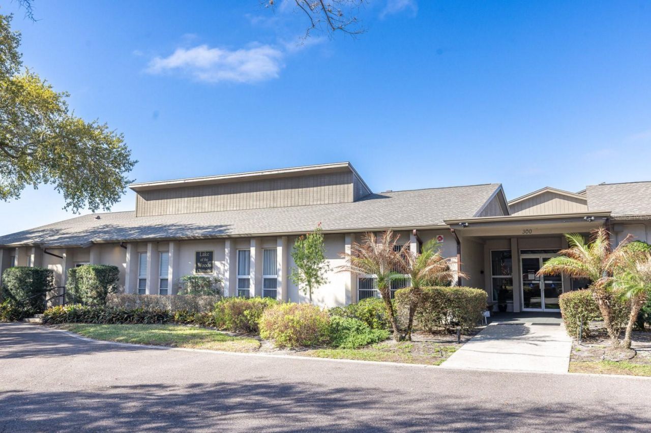 452 Meadowood Boulevard , Fern Park, FL 32730 Photo