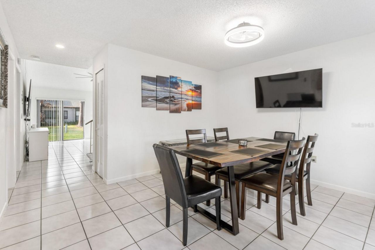 452 Meadowood Boulevard , Fern Park, FL 32730 Photo