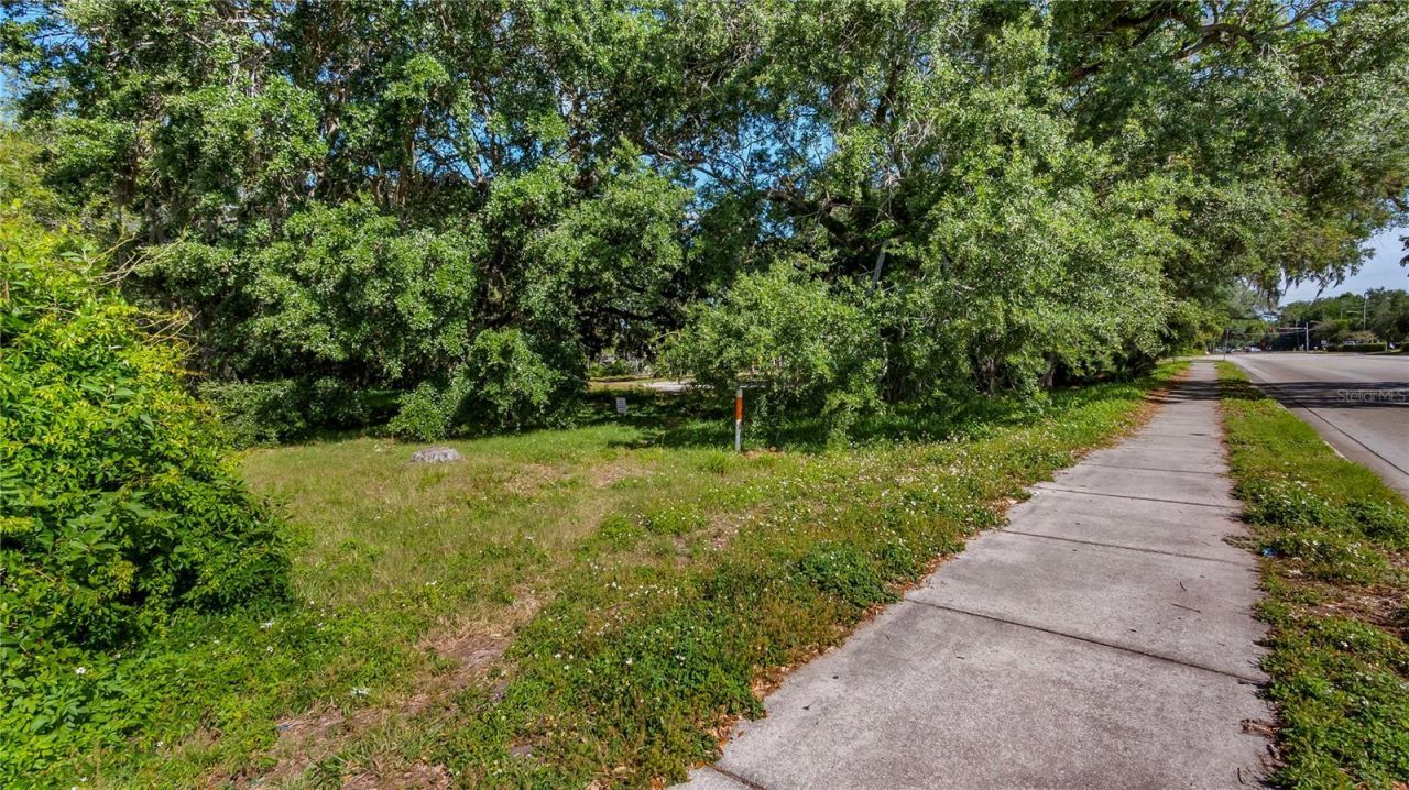 1500 N Hoagland Boulevard , Kissimmee, FL 34741 Photo