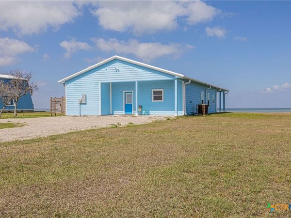 400 W KRUSE RD, Port Lavaca, TX 77979