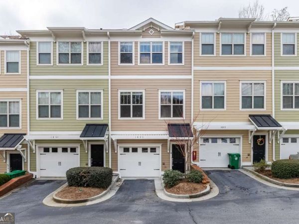 1895 Sterling Oaks Circle NE, Atlanta, GA 30319