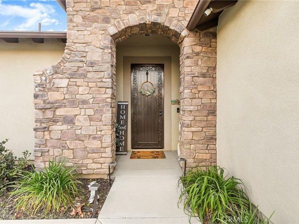 1575 N Grove, Redlands, CA 92374