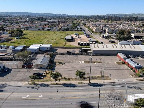 202 W Betteravia Road, Santa Maria, CA 93455