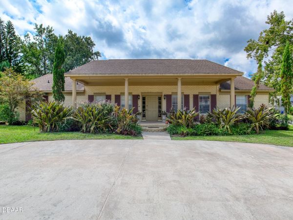 18 Twin River Drive, Ormond Beach, FL 32174