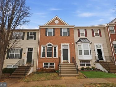 14236 HUNTERS RUN WAY, GAINESVILLE, VA 20155