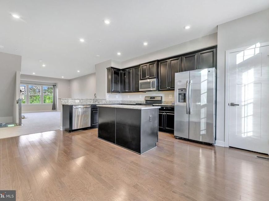 730 Sky Bridge Drive, Upper Marlboro, MD 20774 Main Photo