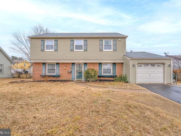 33 BELMONT LANE, WILLINGBORO, NJ 08046