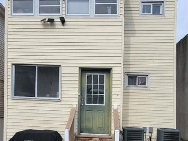 78 Grand Street 2nd Fl, GARFIELD, NJ 07026