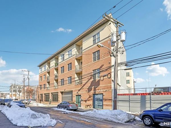 15 Tichenor 407, Unit 407, NEWARK, NJ 07114