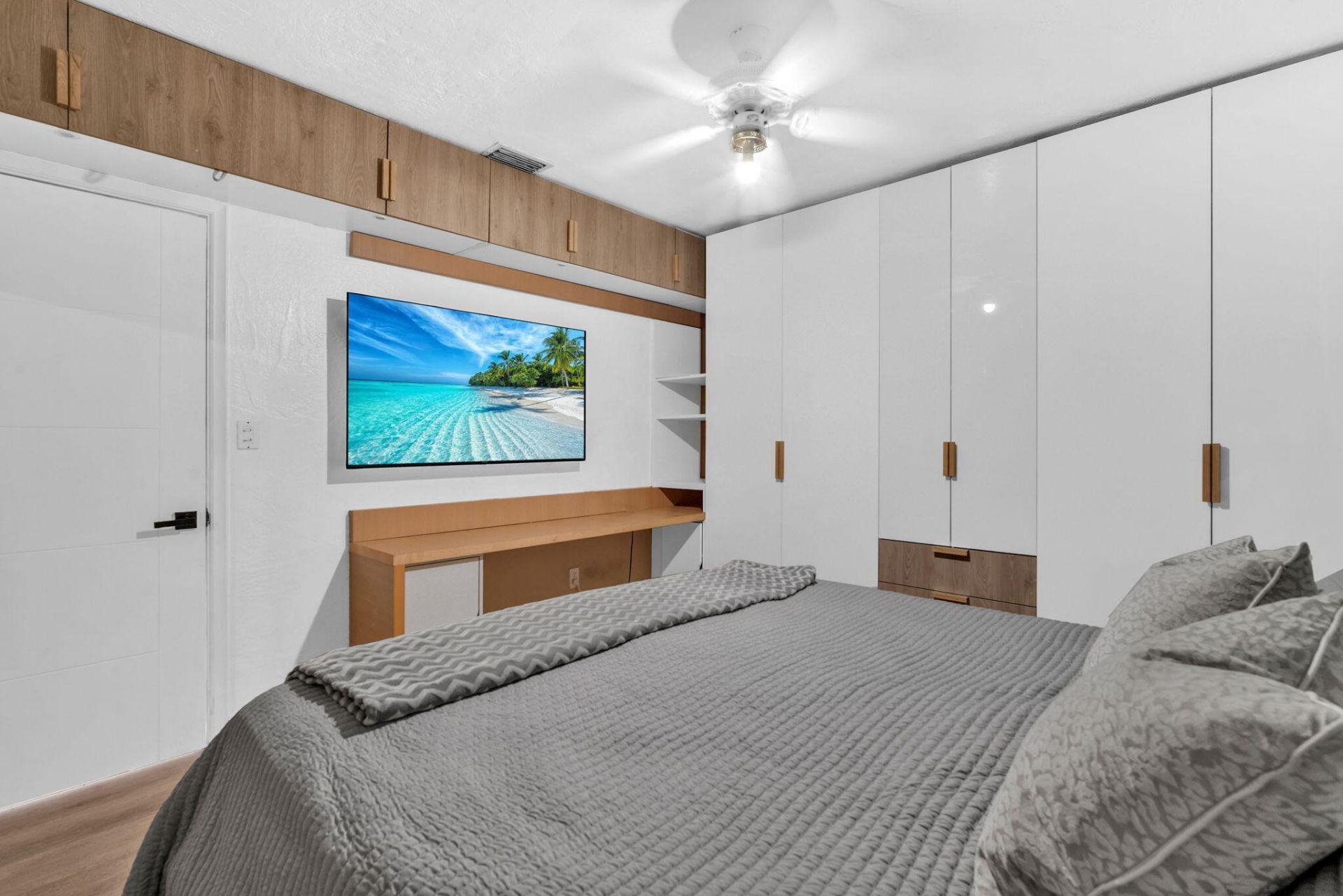 7151 Taft Street, Hollywood, FL 33024 Photo