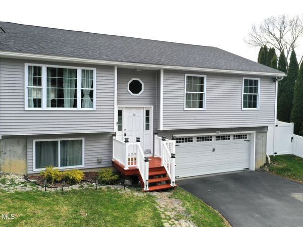 10 Franklin Avenue, Wynantskill, NY 12198