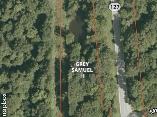 4763 State Route 127 N Highway, Cobden, IL 62920