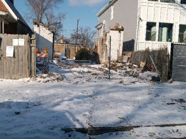 854 N Saint Louis Avenue , Chicago, IL 60651