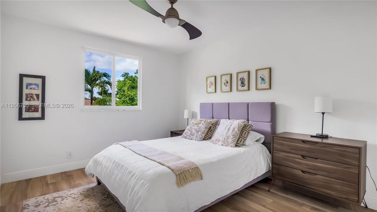 637 Lake Blvd, Weston, FL 33326 Photo