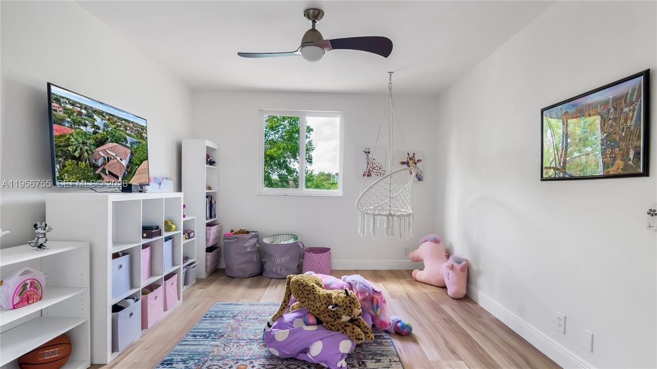 637 Lake Blvd, Weston, FL 33326 Photo