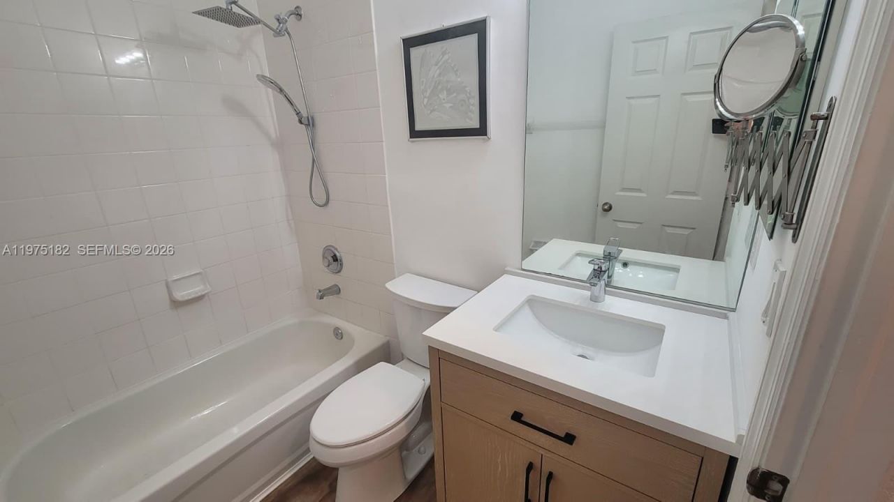 12842 SW 134th St , Miami, FL 33186 Photo