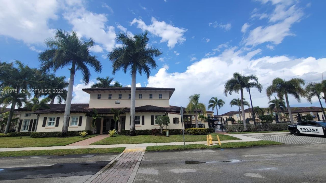12842 SW 134th St , Miami, FL 33186 Photo